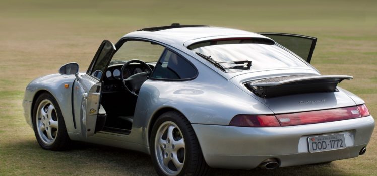 Porsche 991 Carreira (1995) - Traseira